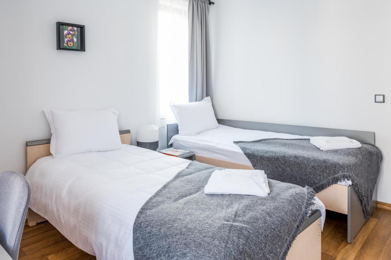 City View Apartment With 2 Bedrooms And Free Garage Blagoewgrad Exterior foto